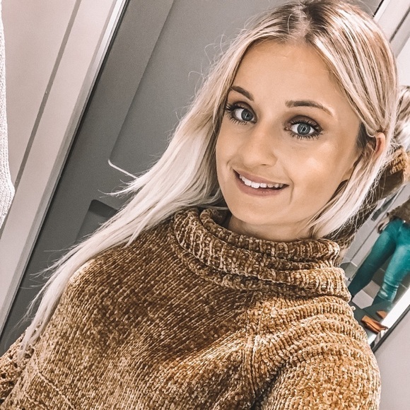 Bookmark My Closet 💕✨ - Picture 9 of 13